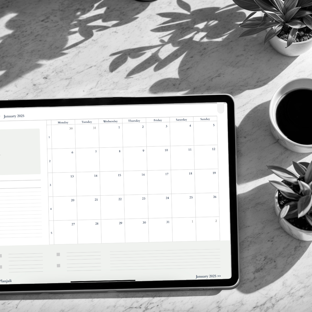 Monthly spread in the monochromatic version of Planjuli Digital Planner 2025