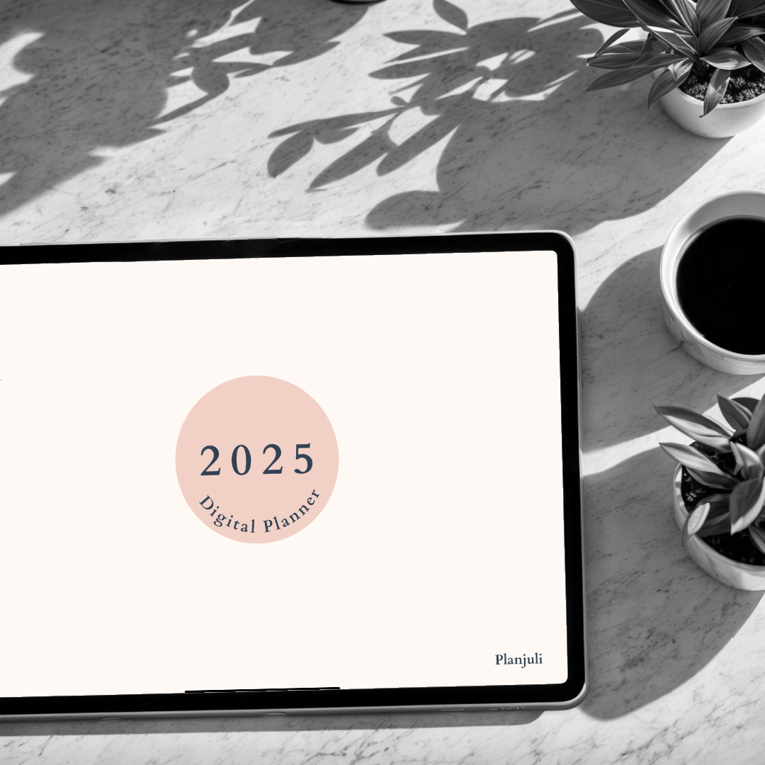 Digital Planner 2025 by Planjuli, in a monochromatic colour palette